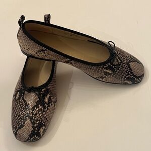 Everlane The Day Ballet Flat in Snakeskin Size 8 New Without Box